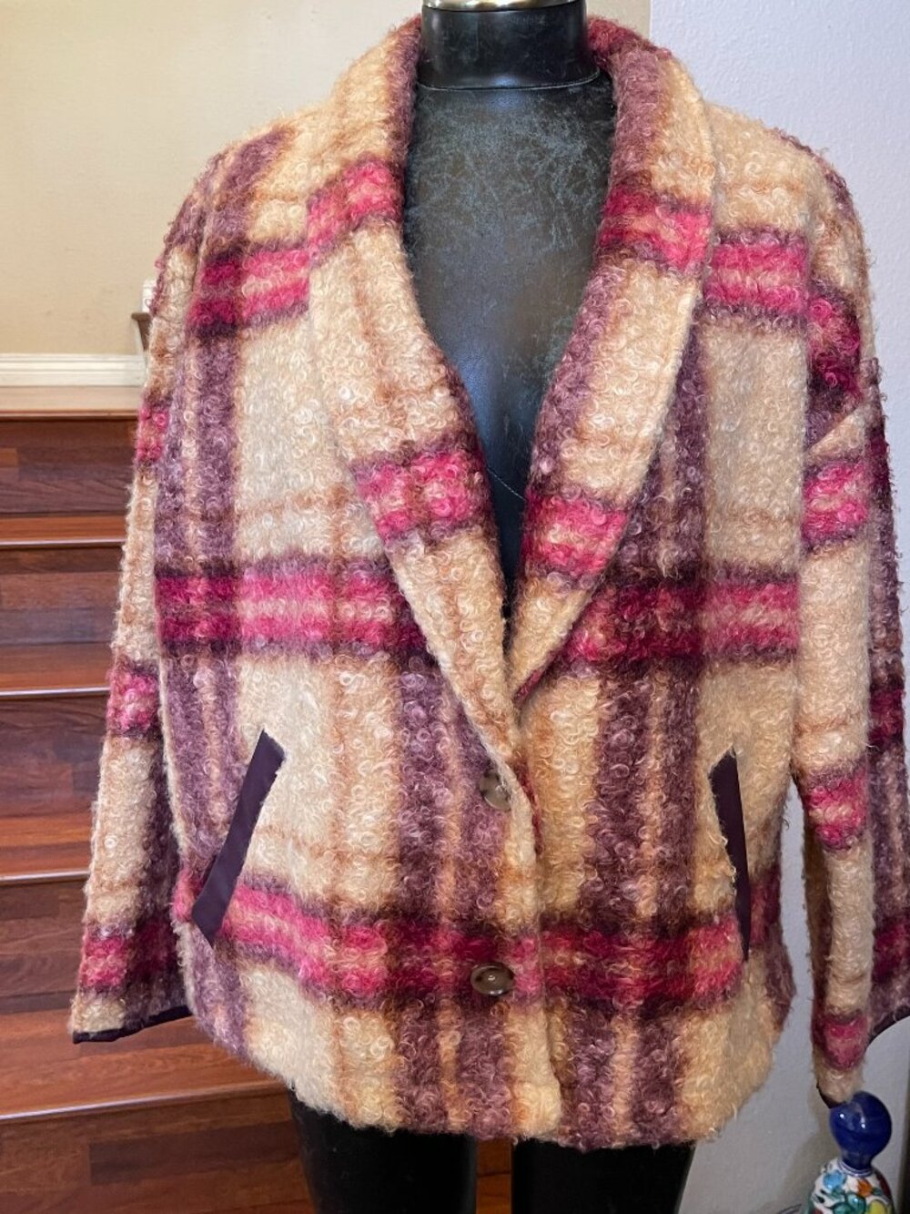 Know Rose Plaid Pink Beige XL Curly Sherpa Jacket 2 Buttons Faux Leather Trim